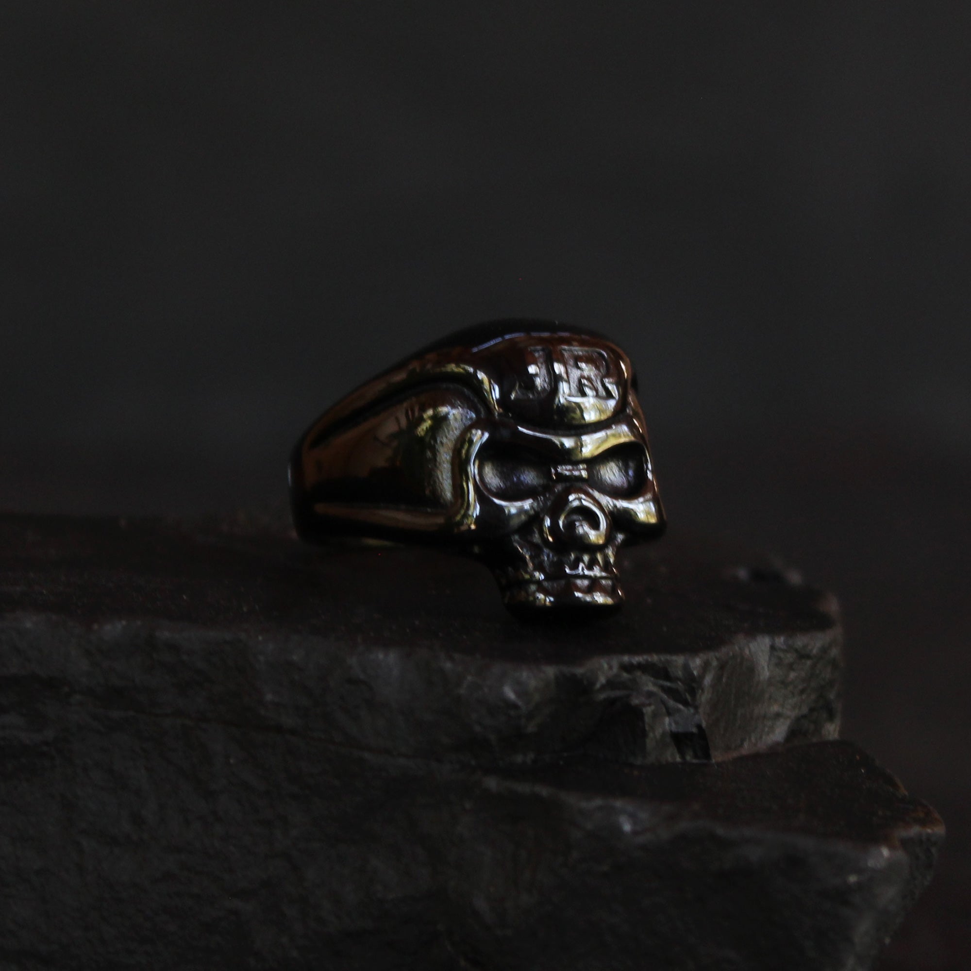 Skull Ring - Black